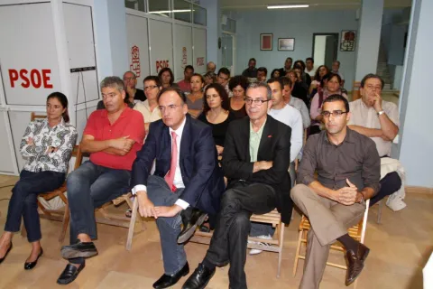 Thumbnail of Foto Público.jpg