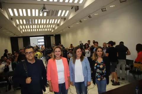 Thumbnail of Pacto PSOE - P P (20).JPG