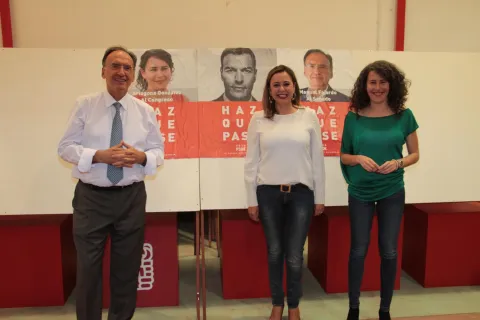 Thumbnail of Pega Carteles PSOE (6).JPG
