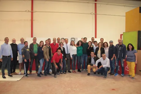 Thumbnail of Pega Carteles PSOE (9).JPG
