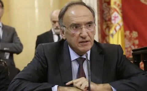 Thumbnail of manuel fajardo senador.jpg