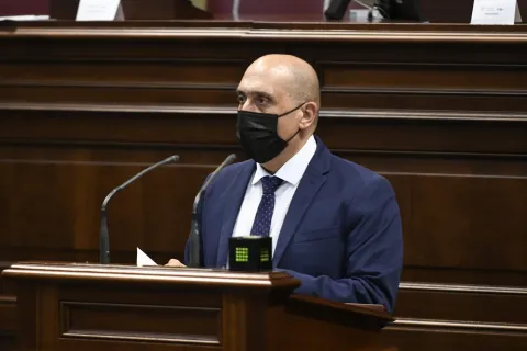 Thumbnail of pedro viera_4.jpg