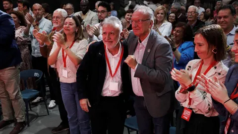 Thumbnail of 11 Congreso - 13.jpg