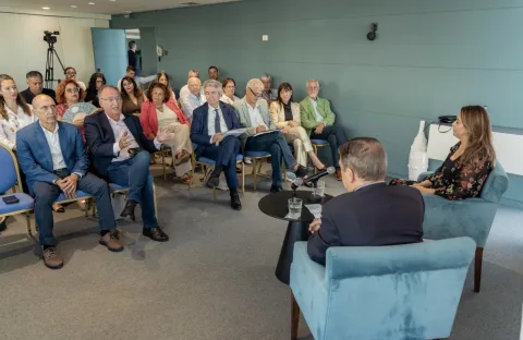 Thumbnail of IMG_1976.jpeg